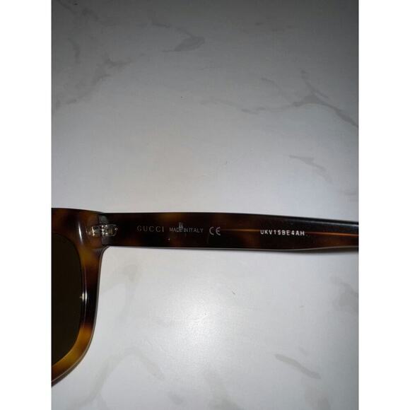 Gucci Tortoise Cat Eye Sunglasses - Excellent Condition